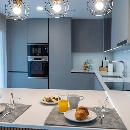 The Arborglen - 3 Bedrooms - Santa Cruz